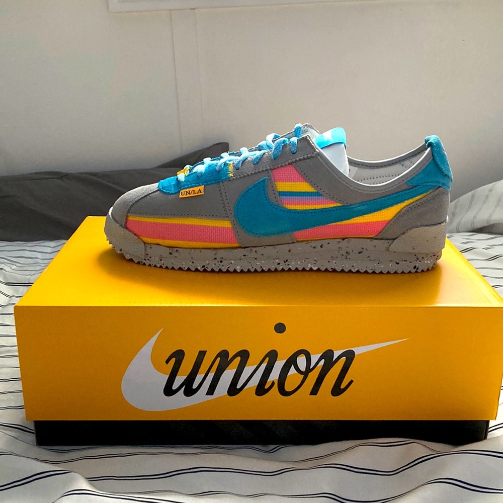 NIKE x UNION Cortez: Smoke Grey